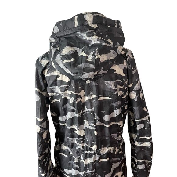 Nike Small T/F Windrunner Jacket Hooded Full Zip Thin Black Camo Pockets - Picture 13 of 14